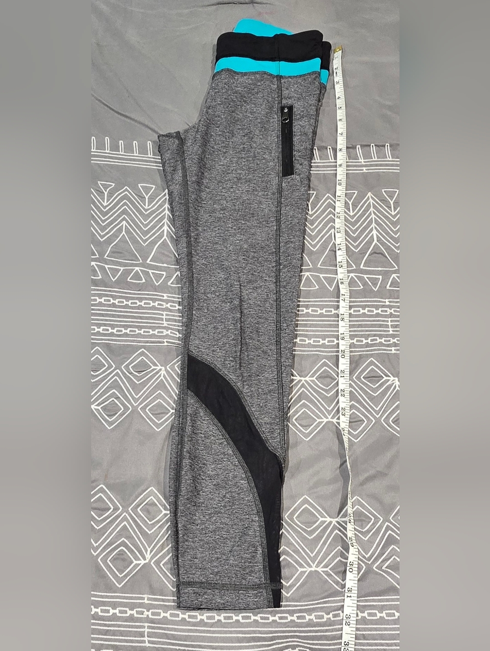 Lululemon Run Inspire Tight Cropped Leggings Size 4 - Picture 2 of 8